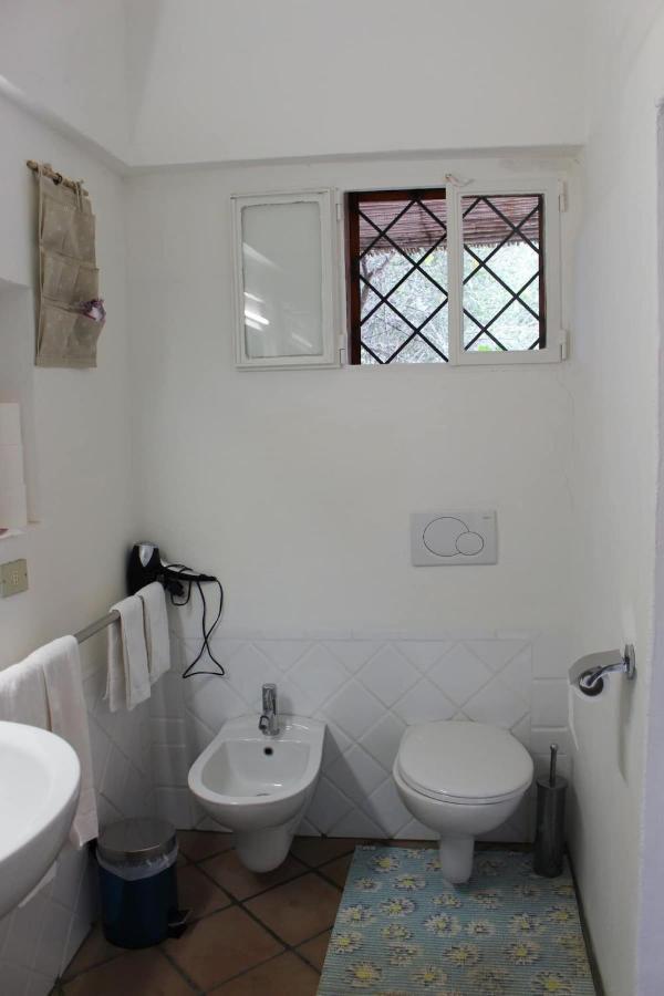 B&B Le Corti Di Aloa San Pantaleo Kültér fotó